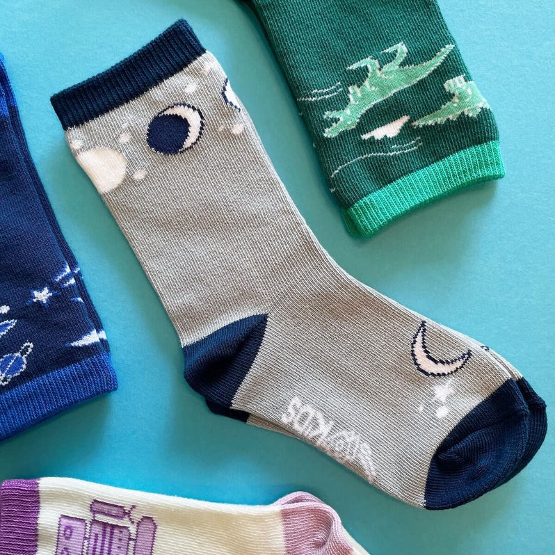  Socks with grips on bottom star socks